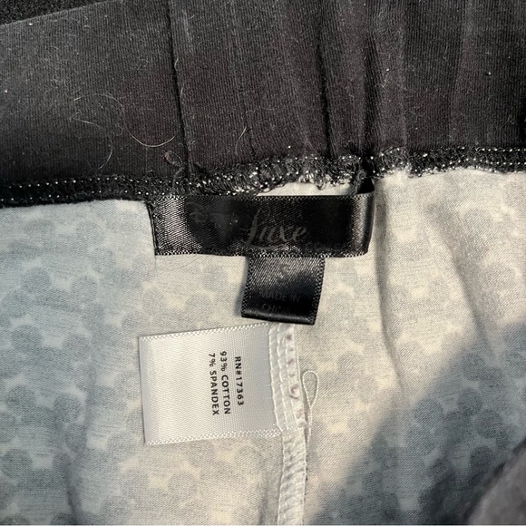 Disney Mickey Mouse Black and White Capri Knit Pants - Picture 5 of 5